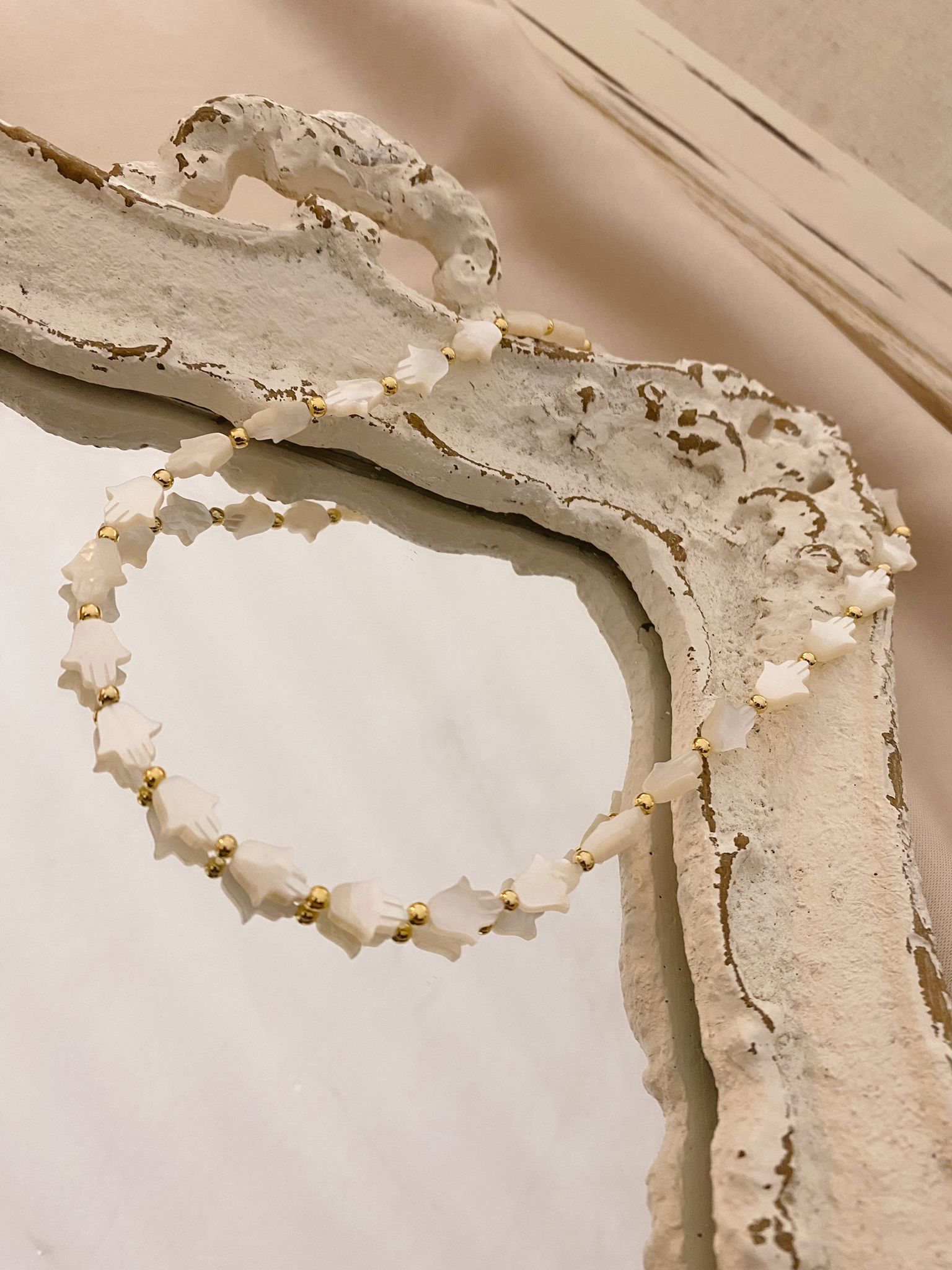 Seed Beads Necklace with charm Hamsa Hand – Butina Design