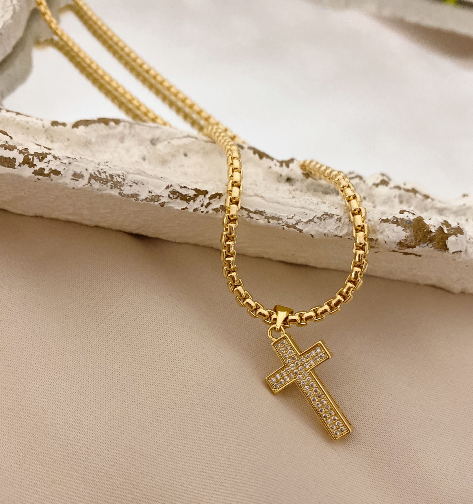 Chain Gold with Cross